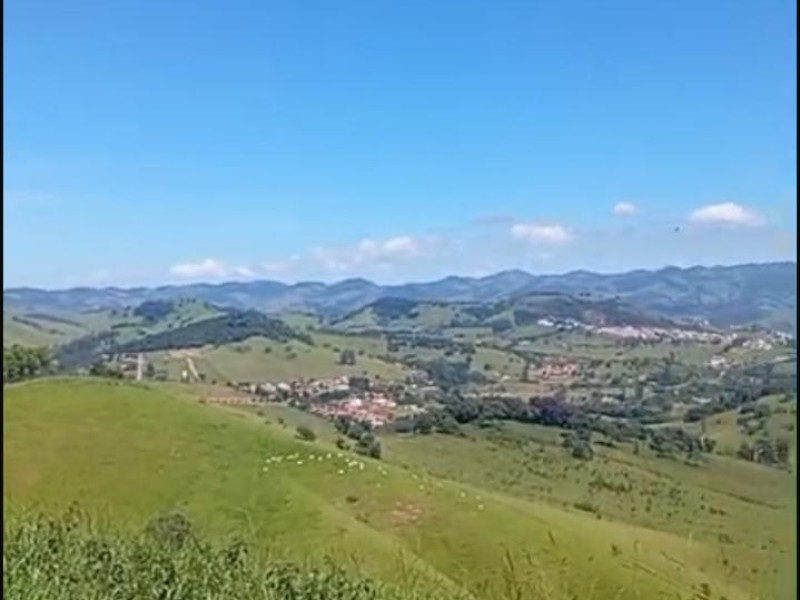 Area em Corrego do Bom Jesus