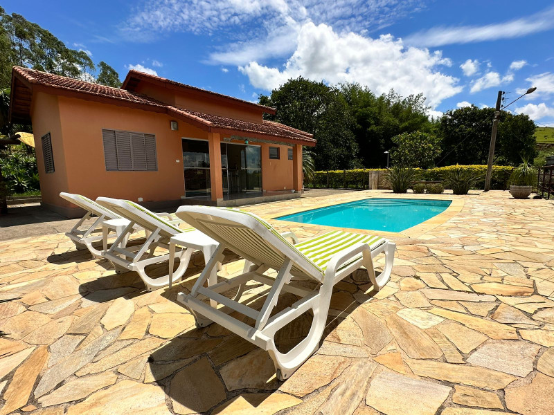 Sitio em Paraisopolis